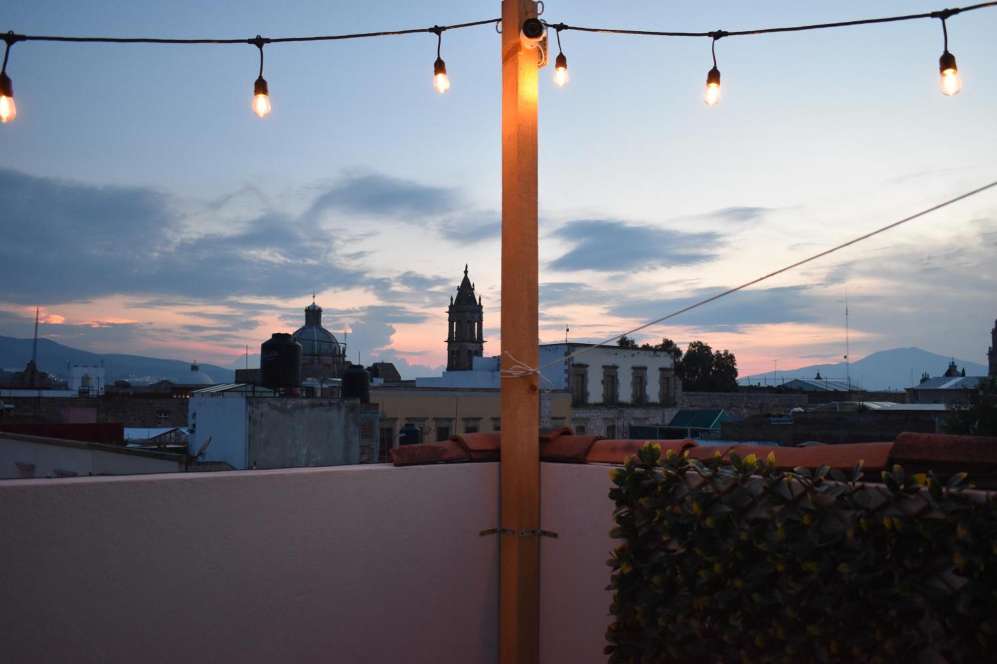 El Suburbio - Serapio Rendon Morelia Extérieur photo