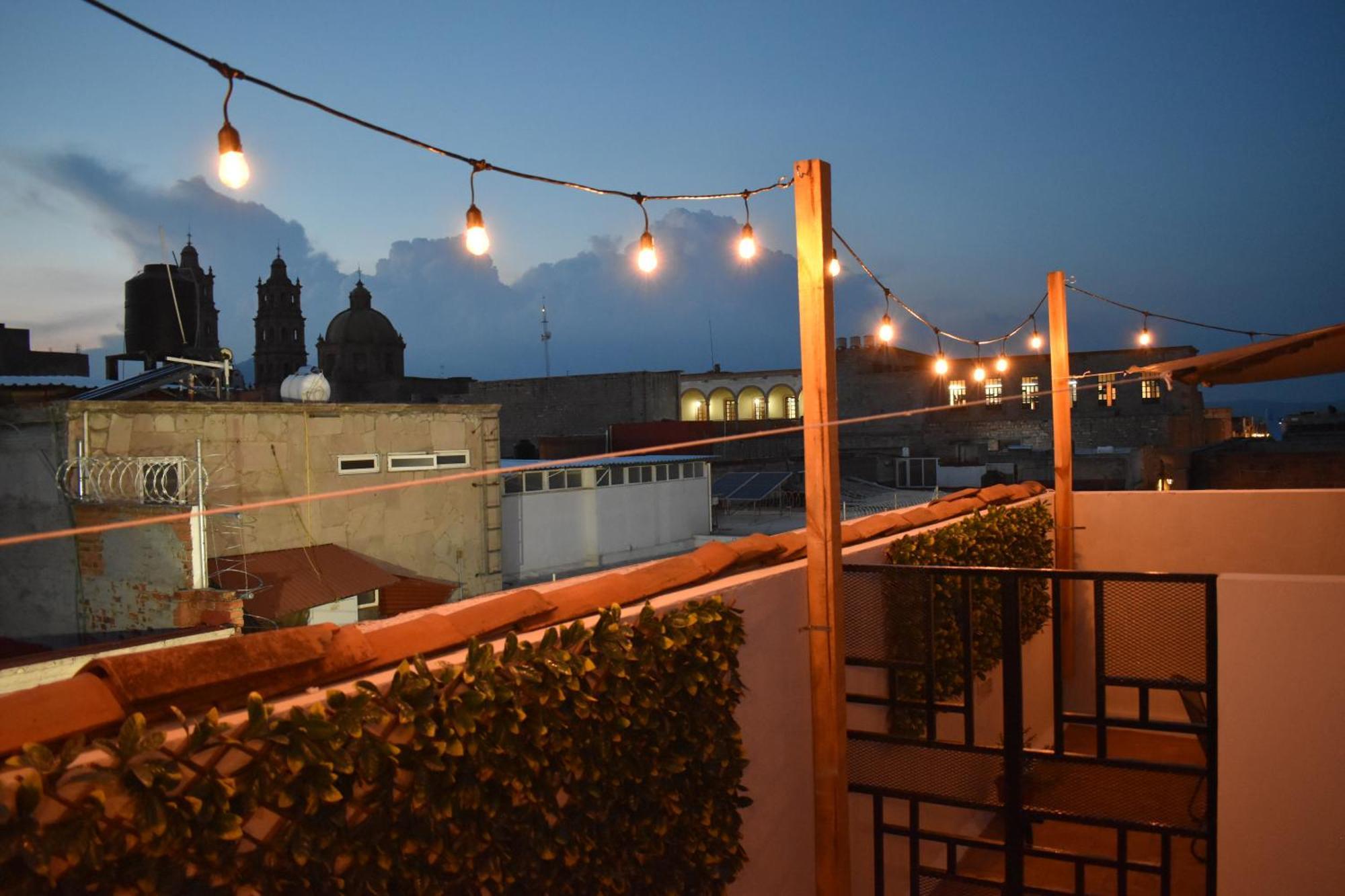 El Suburbio - Serapio Rendon Morelia Extérieur photo