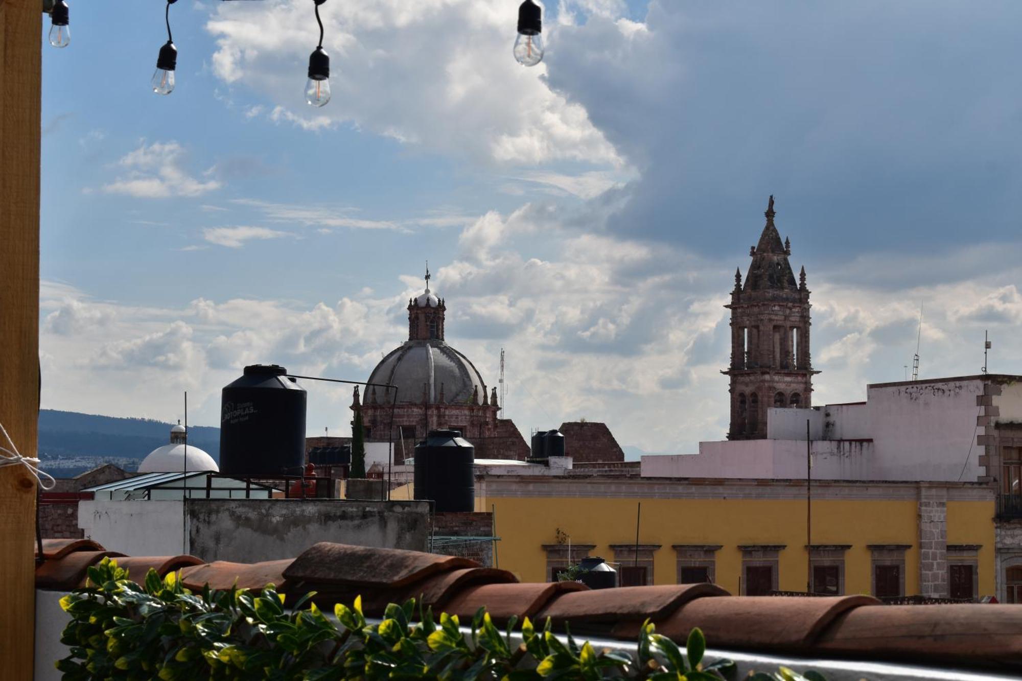 El Suburbio - Serapio Rendon Morelia Extérieur photo